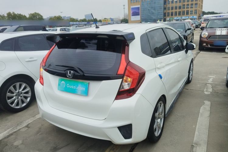 Used Honda Fit 2016 1.5L LX Manual Comfort Model Rear Right 45 Deg