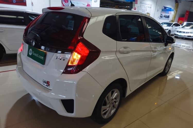 Used Honda Fit 2016 1.5L LXS CVT Comfort Sunroof Version Rear Right 45 Deg