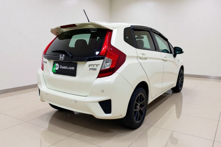 Used Honda Fit 2016 1.5L LXS CVT Comfort Sunroof Version Rear Right 45 Deg