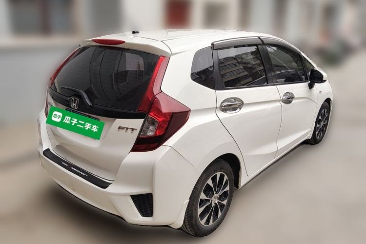 Used Honda Fit 2016 1.5L LX Manual Comfort Model Rear Right 45 Deg