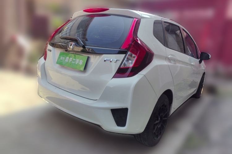 Used Honda Fit 2016 1.5L LX Manual Comfort Model Rear Right 45 Deg