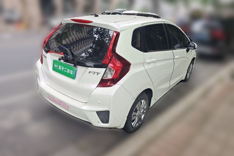 Used Honda Fit 2016 1.5L LX CVT Comfort Model Rear Right 45 Deg