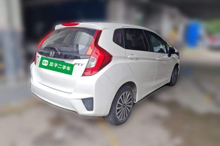 Used Honda Fit 2016 1.5L LX CVT Comfort Model Rear Right 45 Deg