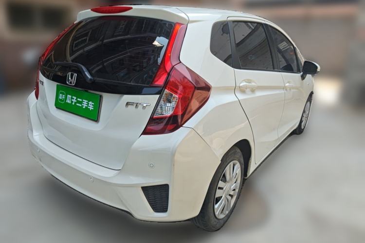 Used Honda Fit 2016 1.5L LXS CVT Comfort Sunroof Version Rear Right 45 Deg