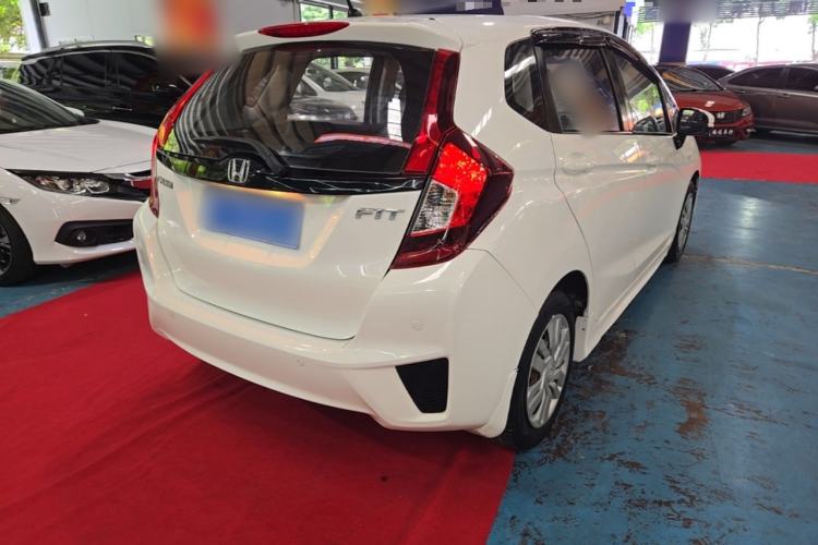 Used Honda Fit 2016 1.5L LX CVT Comfort Model Rear Right 45 Deg