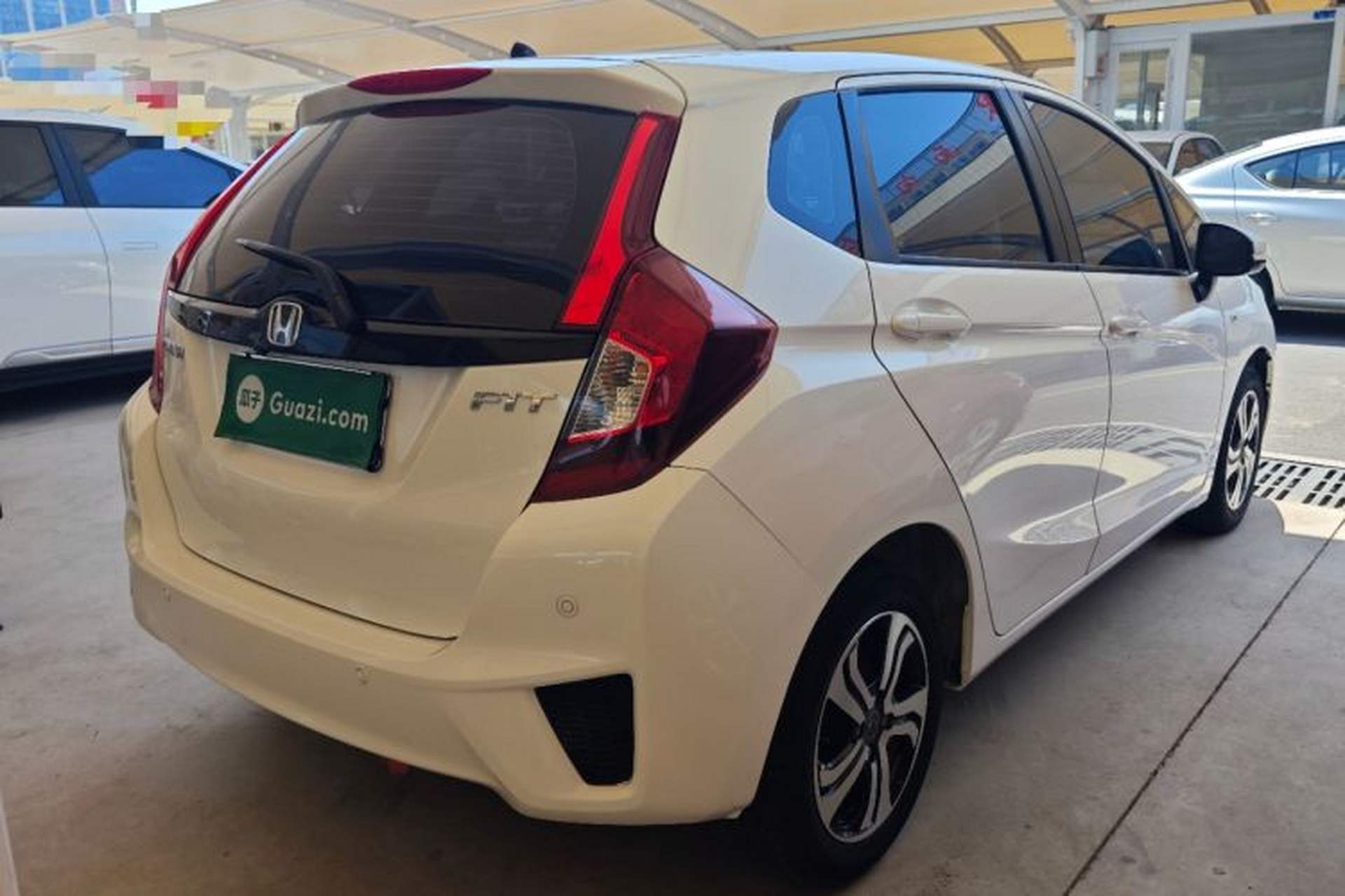 Used Honda Fit 2016 1.5L LXS CVT Comfort Sunroof Version Rear Right 45 Deg