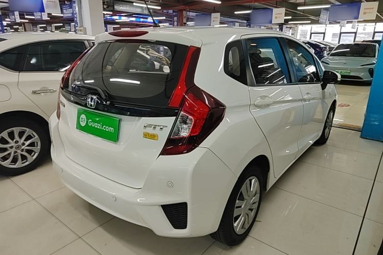 Used Honda Fit 2016 1.5L LXS CVT Comfort Sunroof Version Rear Right 45 Deg