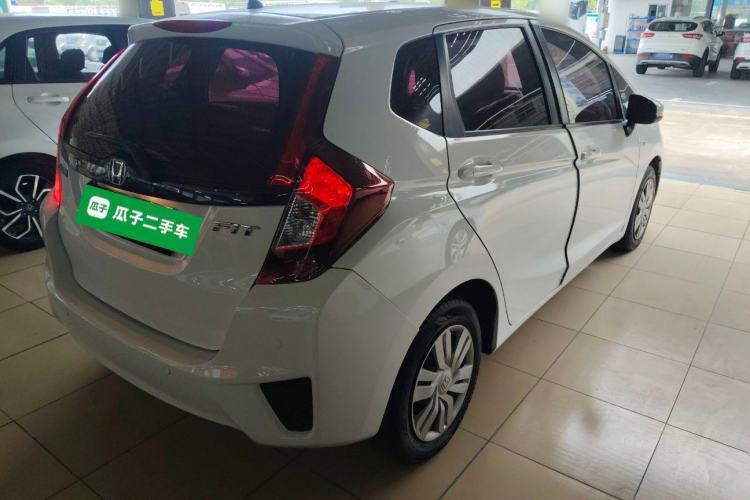 Used Honda Fit 2016 1.5L LXS CVT Comfort Sunroof Version Rear Right 45 Deg