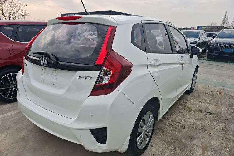 Used Honda Fit 2016 1.5L LX CVT Comfort Model Rear Right 45 Deg