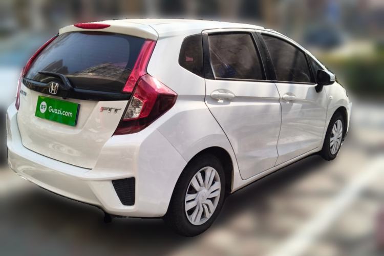 Used Honda Fit 2016 1.5L LX Manual Comfort Model Rear Right 45 Deg