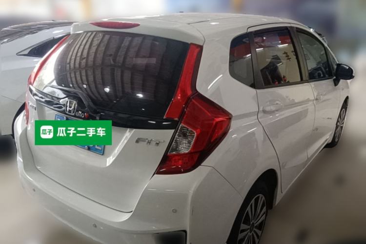 Used Honda Fit 2016 1.5L LX CVT Comfort Model Rear Right 45 Deg