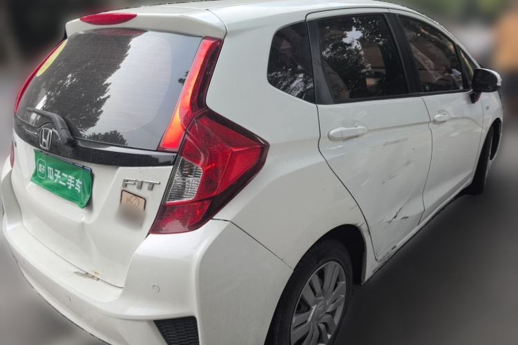 Used Honda Fit 2016 1.5L LX Manual Comfort Model Rear Right 45 Deg