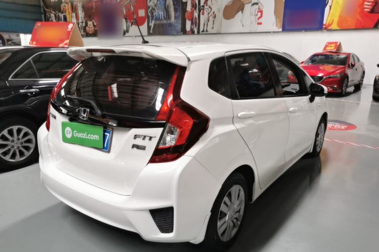 Used Honda Fit 2016 1.5L LX CVT Comfort Model Rear Right 45 Deg