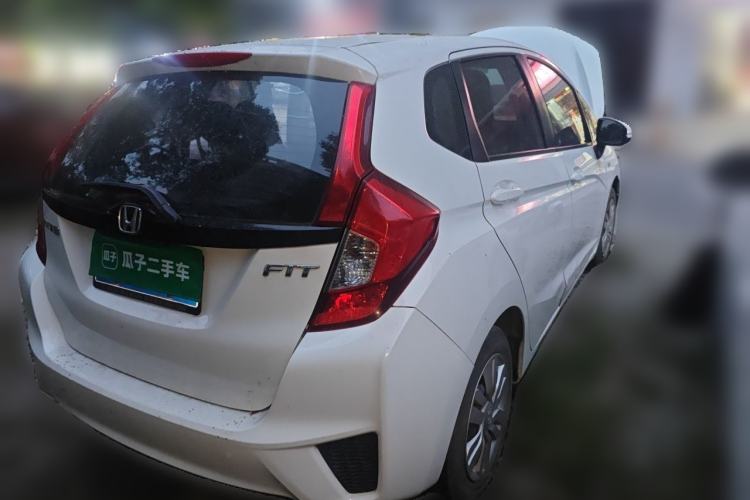 Used Honda Fit 2016 1.5L LX CVT Comfort Model Rear Right 45 Deg