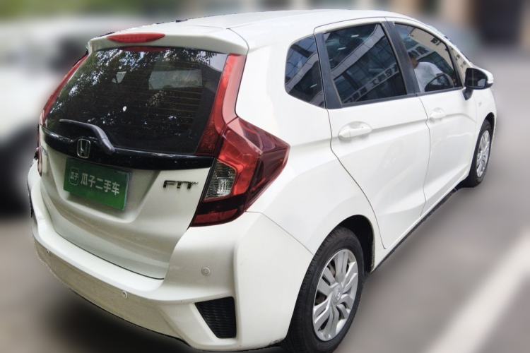 Used Honda Fit 2016 1.5L LXS CVT Comfort Sunroof Version Rear Right 45 Deg