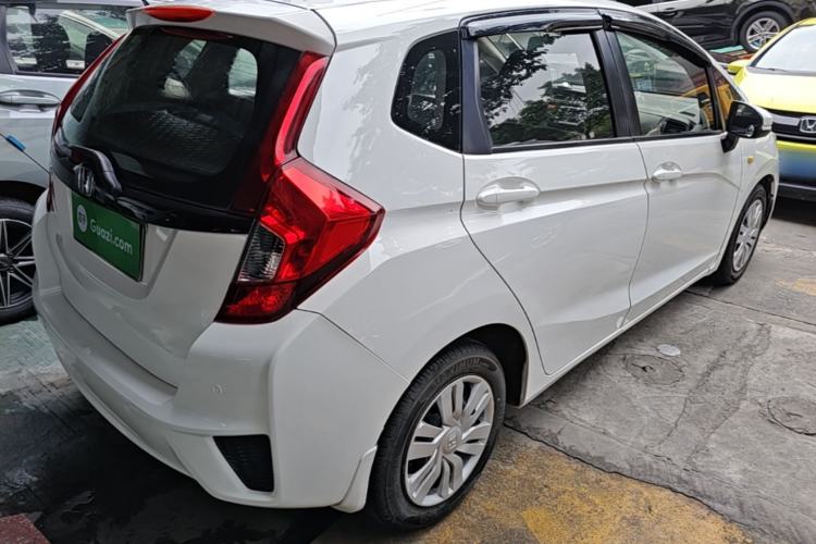 Used Honda Fit 2016 1.5L LX CVT Comfort Model Rear Right 45 Deg