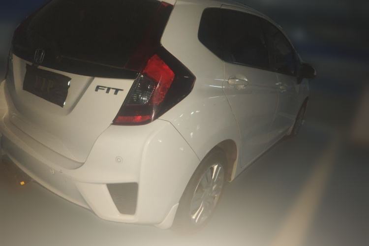Used Honda Fit 2016 1.5L LXS CVT Comfort Sunroof Version Rear Right 45 Deg