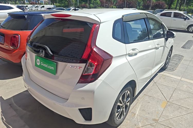 Used Honda Fit 2016 1.5L LXS CVT Comfort Sunroof Version Rear Right 45 Deg
