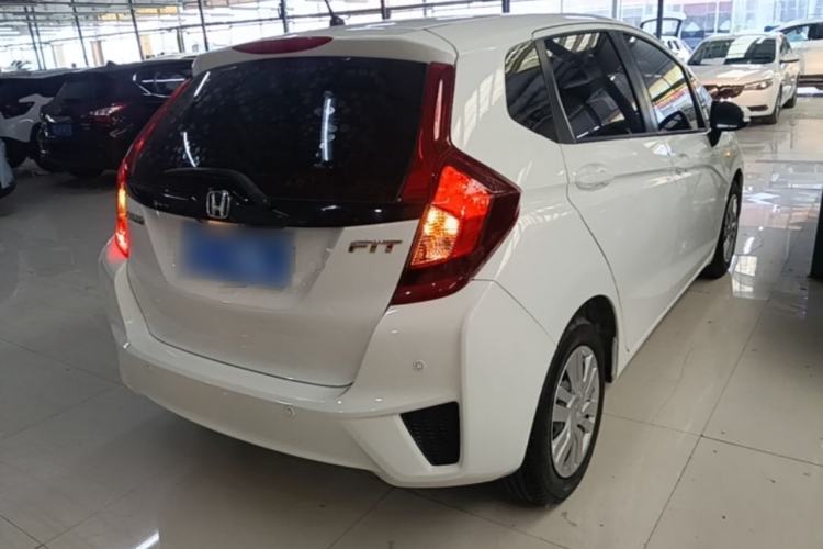 Used Honda Fit 2016 1.5L LXS CVT Comfort Sunroof Version Rear Right 45 Deg