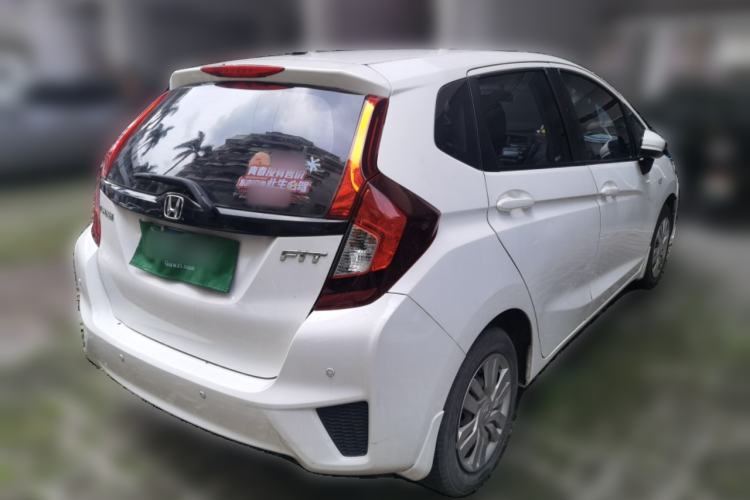 Used Honda Fit 2016 1.5L LX CVT Comfort Model Rear Right 45 Deg