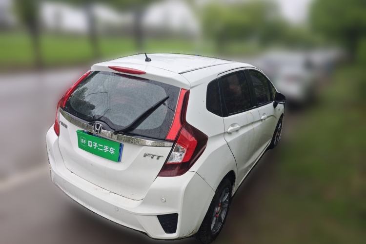 Used Honda Fit 2016 1.5L LXS CVT Comfort Sunroof Version Rear Right 45 Deg