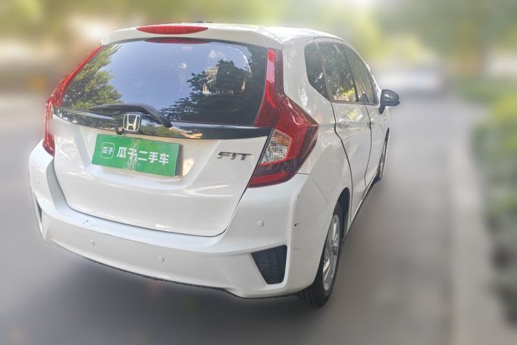 Used Honda Fit 2016 1.5L LX CVT Comfort Model Rear Right 45 Deg