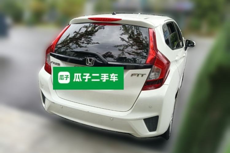 Used Honda Fit 2016 1.5L LXS CVT Comfort Sunroof Version Rear Right 45 Deg