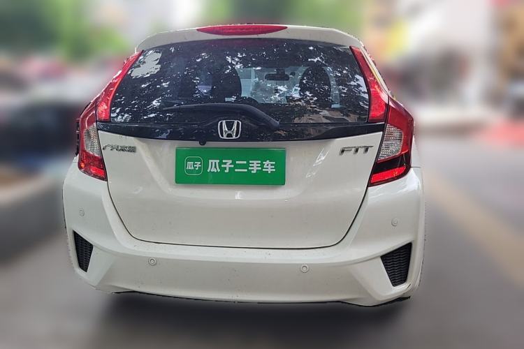 Used Honda Fit 2016 1.5L SE CVT Fashion Model Rear