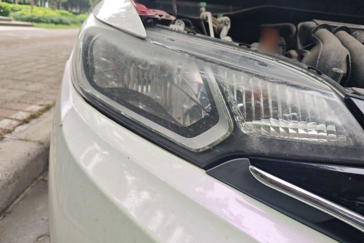 Used Honda Fit 2016 1.5L LX CVT Comfort Model Right Front Headlight