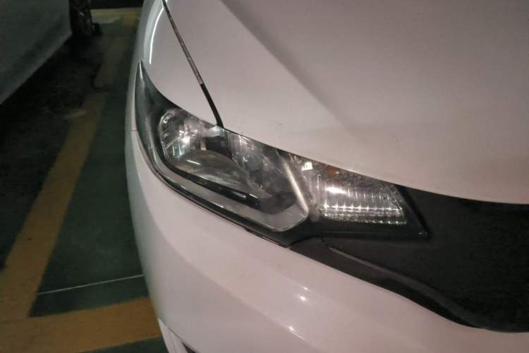 Used Honda Fit 2016 1.5L LX CVT Comfort Model Right Front Headlight