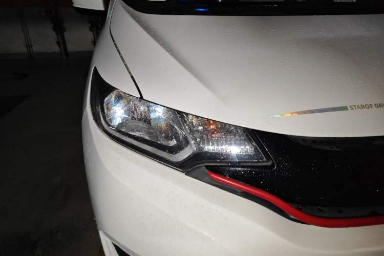 Used Honda Fit 2016 1.5L LX CVT Comfort Model Right Front Headlight
