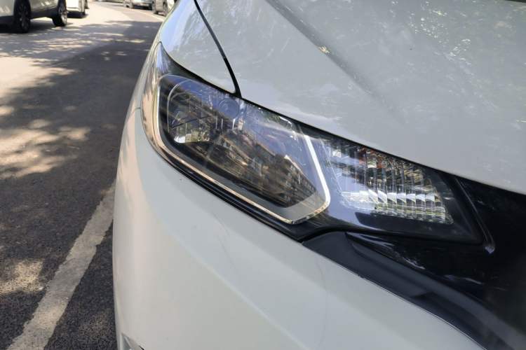 Used Honda Fit 2016 1.5L LX CVT Comfort Model Right Front Headlight