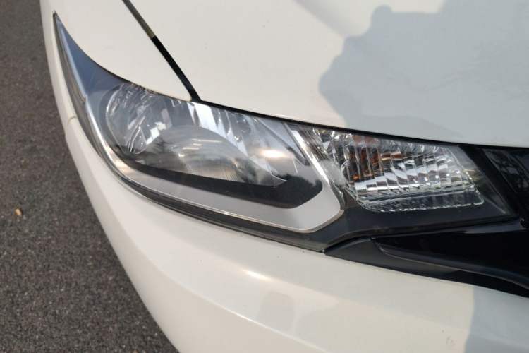 Used Honda Fit 2016 1.5L LXS CVT Comfort Sunroof Version Right Front Headlight
