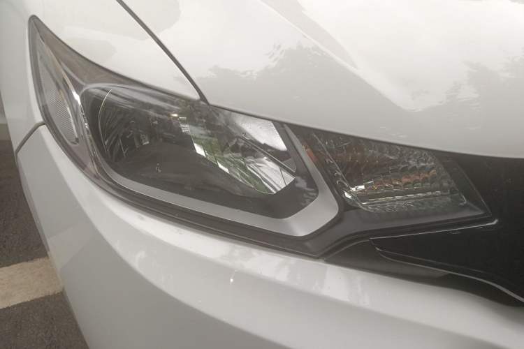 Used Honda Fit 2016 1.5L LXS CVT Comfort Sunroof Version Right Front Headlight