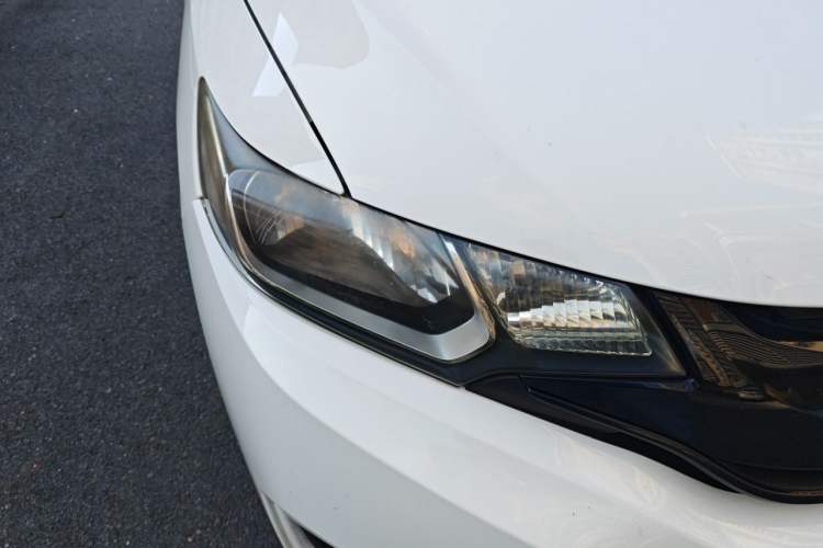 Used Honda Fit 2016 1.5L LX CVT Comfort Model Right Front Headlight