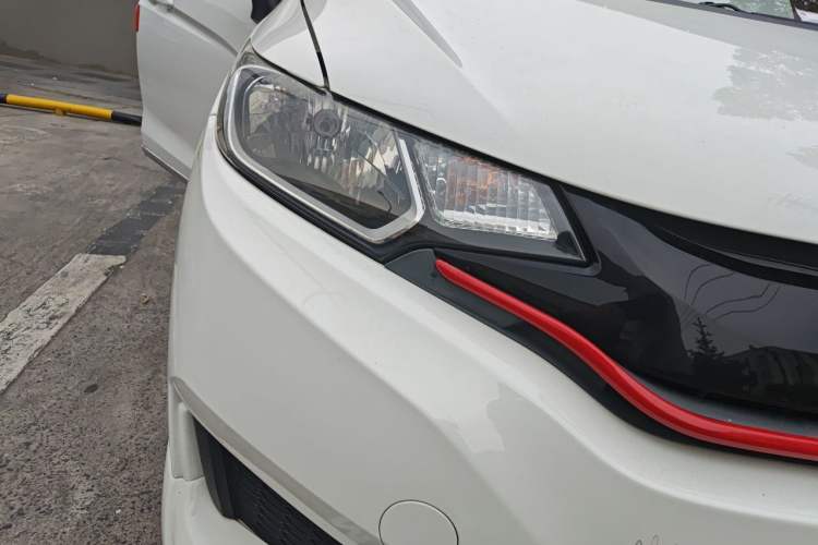 Used Honda Fit 2016 1.5L LXS CVT Comfort Sunroof Version Right Front Headlight