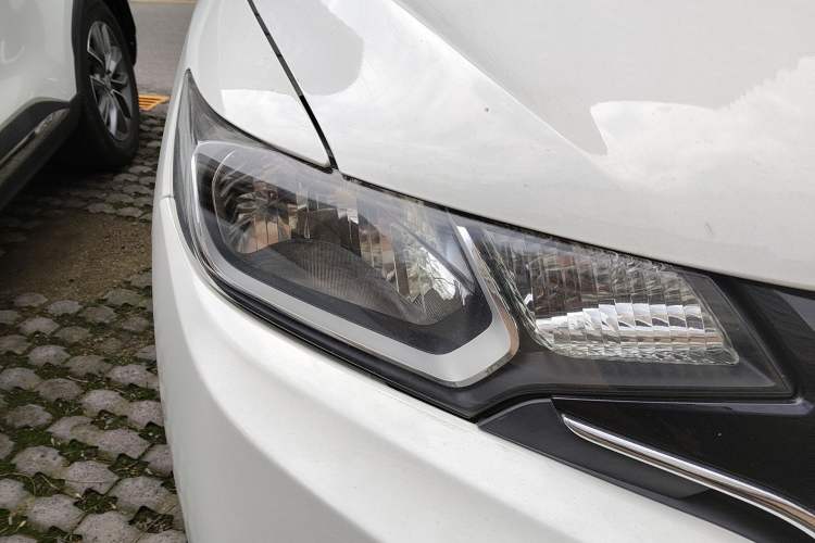 Used Honda Fit 2016 1.5L EX CVT Elite Edition Right Front Headlight