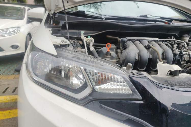 Used Honda Fit 2016 1.5L SE CVT Fashion Model Right Front Headlight