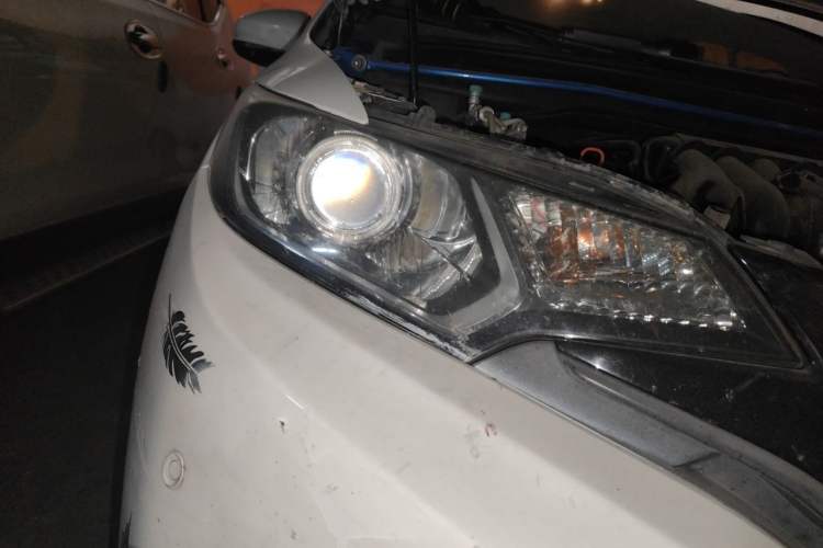 Used Honda Fit 2016 1.5L LXS CVT Comfort Sunroof Version Right Front Headlight
