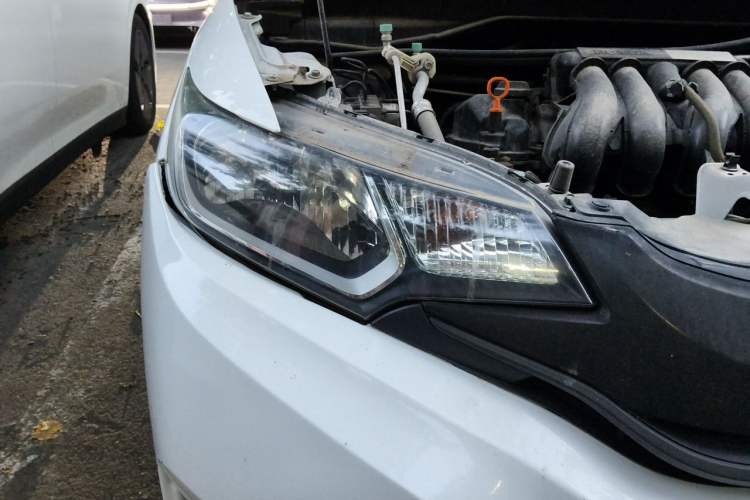 Used Honda Fit 2016 1.5L LXS CVT Comfort Sunroof Version Right Front Headlight