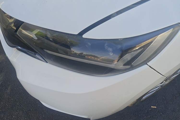Used Honda Fit 2016 1.5L LX Manual Comfort Model Right Front Headlight