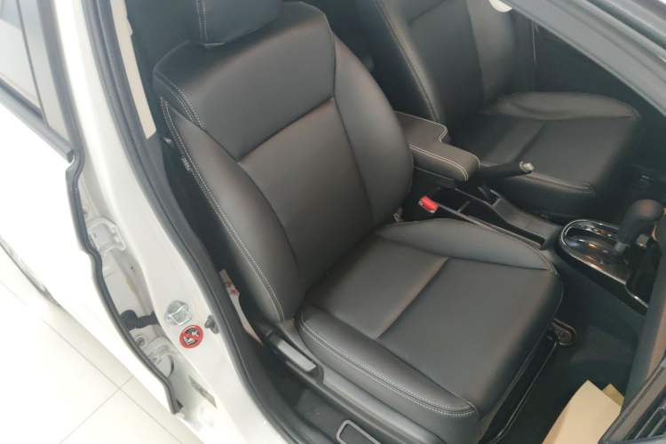 Used Honda Fit 2016 1.5L LXS CVT Comfort Sunroof Version Right Front Seat