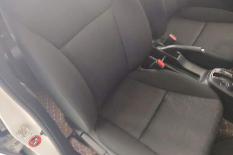 Used Honda Fit 2016 1.5L LX CVT Comfort Model Right Front Seat