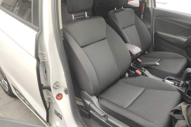 Used Honda Fit 2016 1.5L LXS CVT Comfort Sunroof Version Right Front Seat