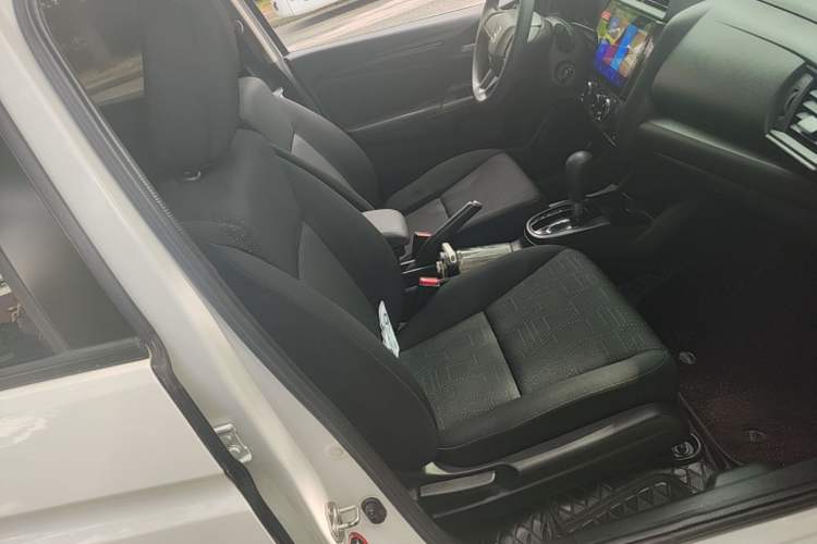 Used Honda Fit 2016 1.5L LXS CVT Comfort Sunroof Version Right Front Seat