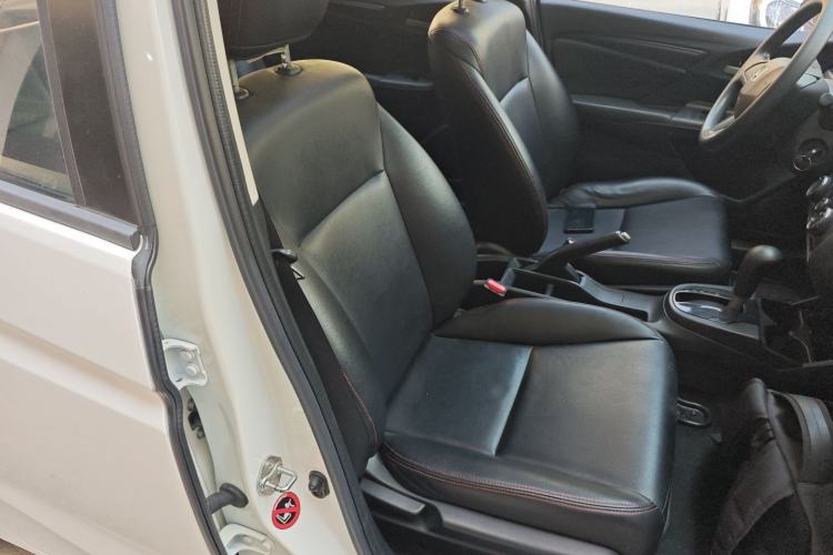 Used Honda Fit 2016 1.5L LXS CVT Comfort Sunroof Version Right Front Seat