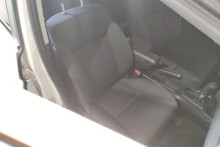 Used Honda Fit 2016 1.5L LX CVT Comfort Model Right Front Seat