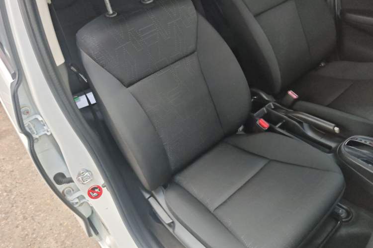 Used Honda Fit 2016 1.5L LXS CVT Comfort Sunroof Version Right Front Seat