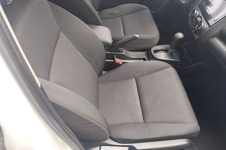 Used Honda Fit 2016 1.5L LX CVT Comfort Model Right Front Seat