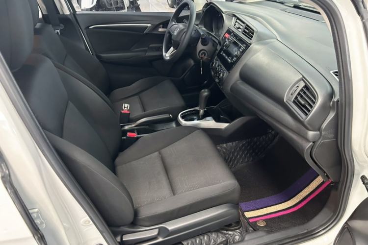 Used Honda Fit 2016 1.5L LXS CVT Comfort Sunroof Version Right Front Seat